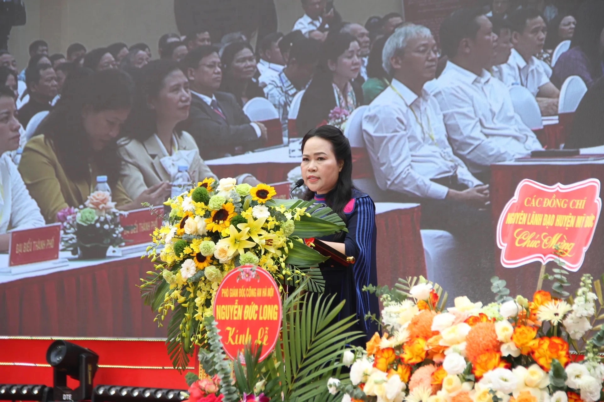 Công ty Cổ phần Dịch vụ Trường học Quang Minh đồng hành cùng xã Mỹ Đức tổ chức Lễ kỷ niệm 100 năm xây dựng Đền Đức Trần triều